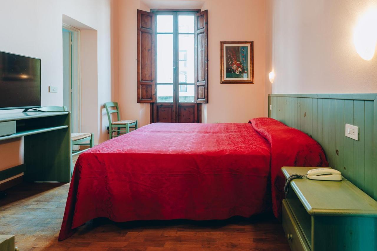 Hotel Savoia E Campana Montecatini Terme Bilik gambar